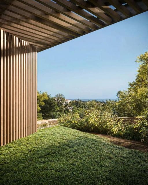 4 bedroom Villa for sale in Nueva Andalucia with pool - € 4,300,000 (Ref: 9596265)