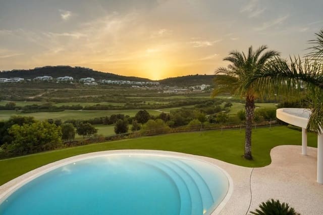 4 bedroom Villa for sale in Casares with pool - € 5,750,000 (Ref: 9619383)