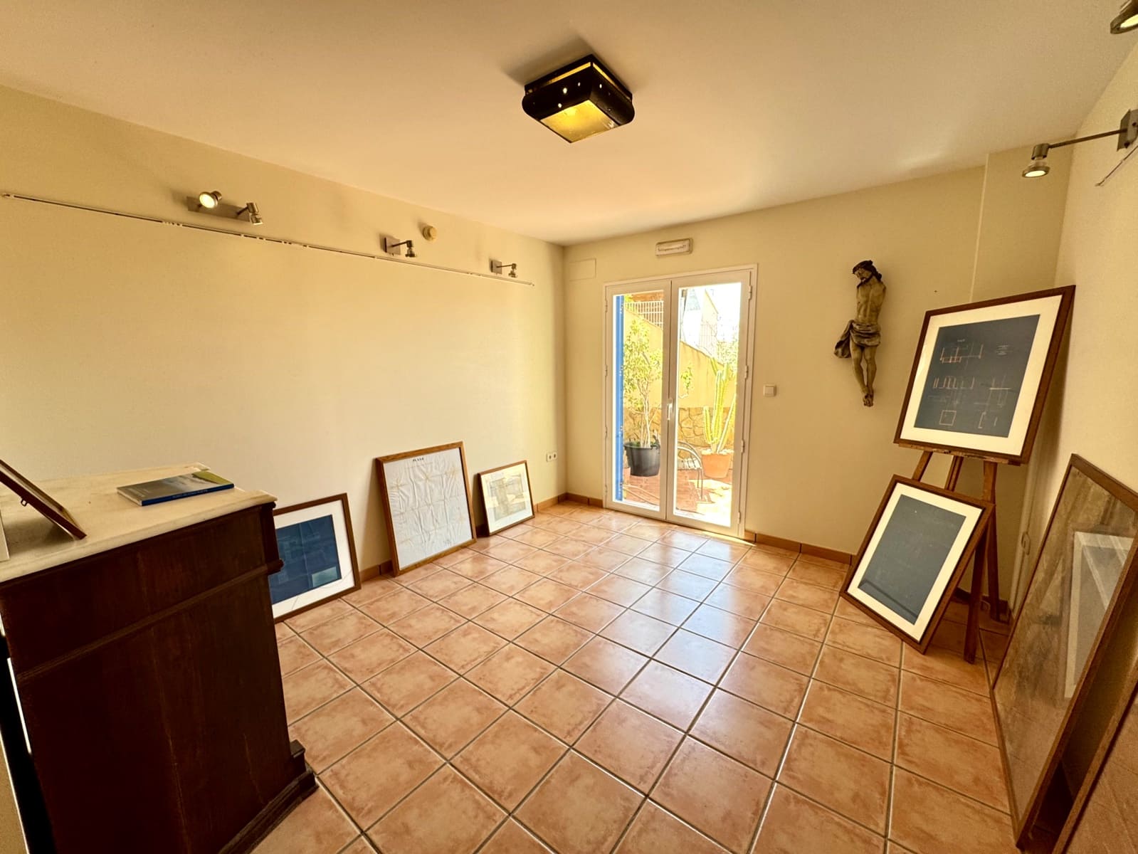 9 soveværelse Hotel til salg i Calabardina med garage - € 690.000 (Ref: 8954789)