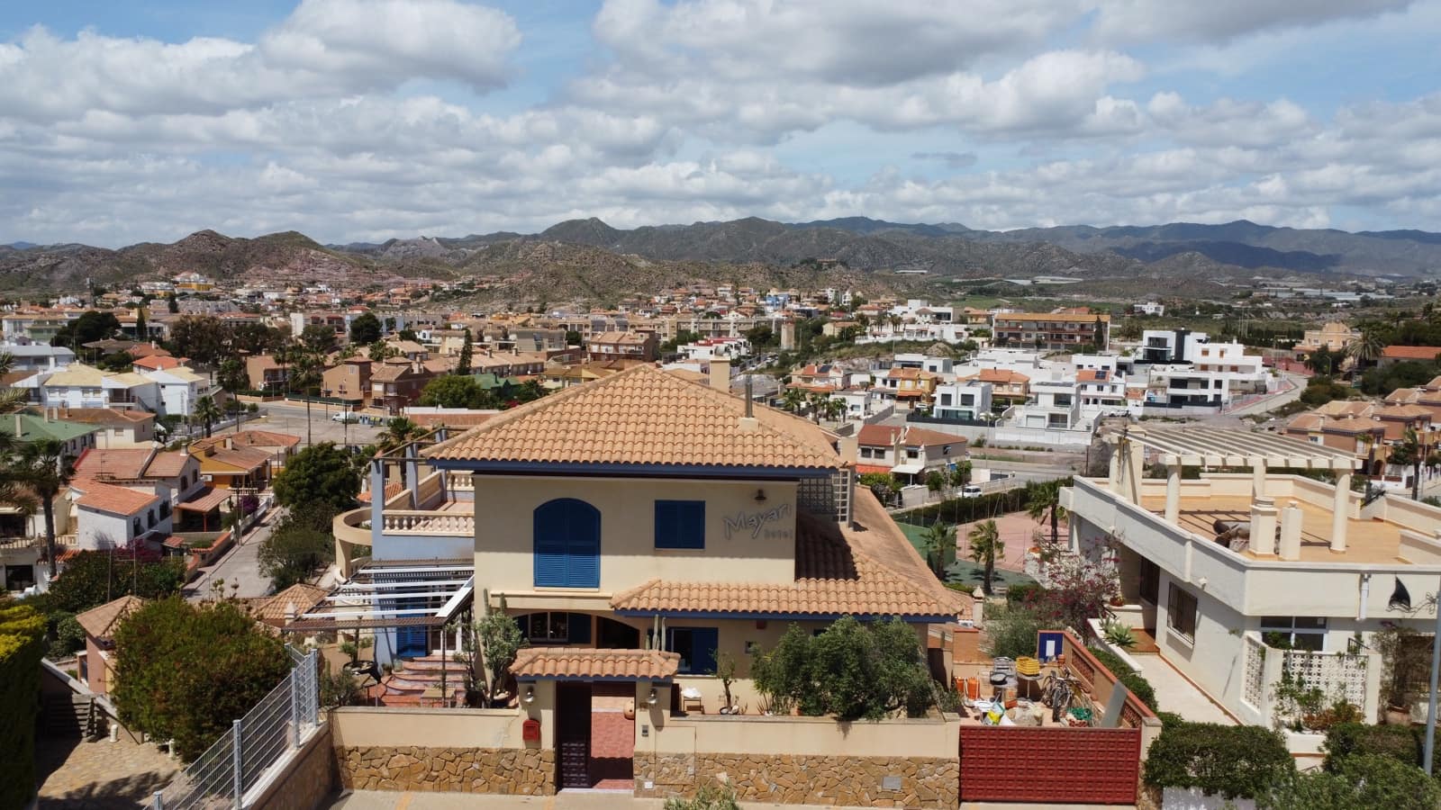 9 soveværelse Hotel til salg i Calabardina med garage - € 690.000 (Ref: 8954789)