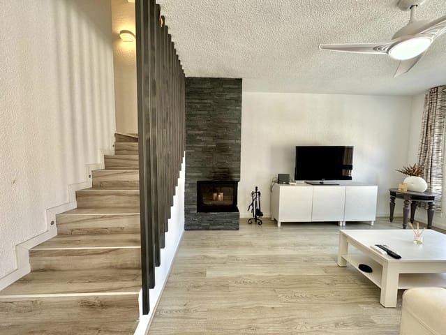 4 bedroom Semi-detached Villa for sale in Calabardina, Aguilas with pool garage - € 240,000 (Ref: 9107918)