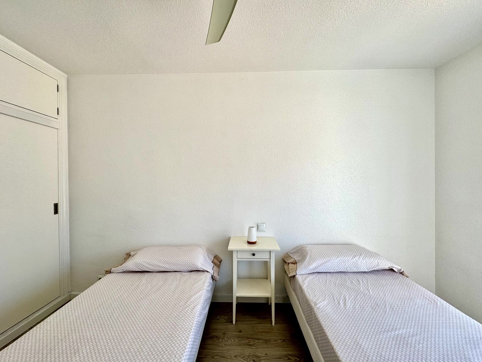 4 soverom Kjedet enebolig til salgs i Calabardina med svømmebasseng garasje - € 240 000 (Ref: 9107918)