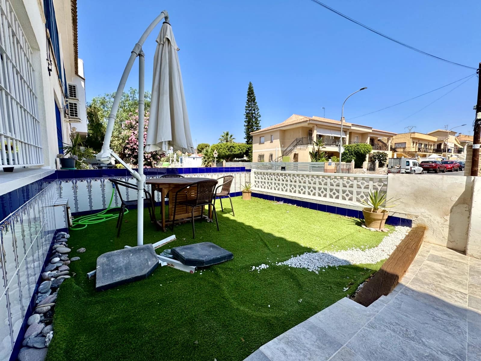 4 soverom Kjedet enebolig til salgs i Calabardina med svømmebasseng garasje - € 240 000 (Ref: 9107918)