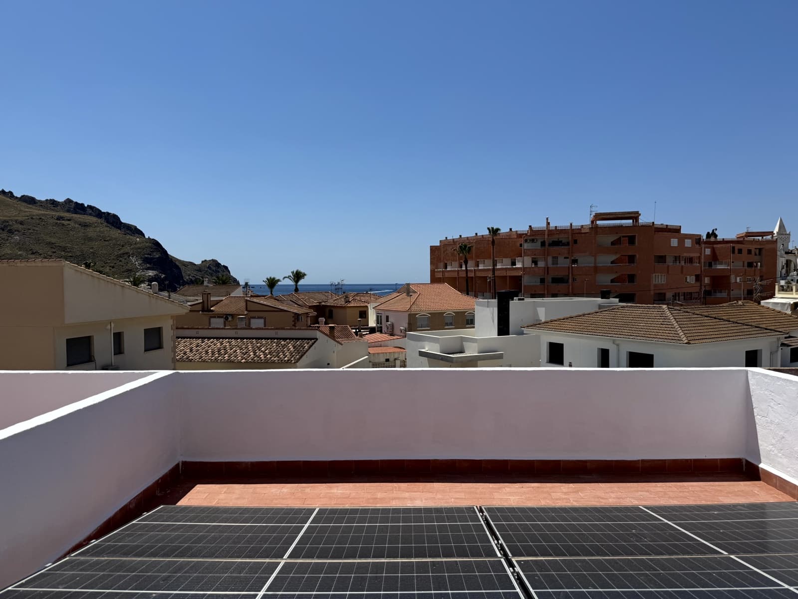 4 soverom Kjedet enebolig til salgs i Calabardina med svømmebasseng garasje - € 240 000 (Ref: 9107918)