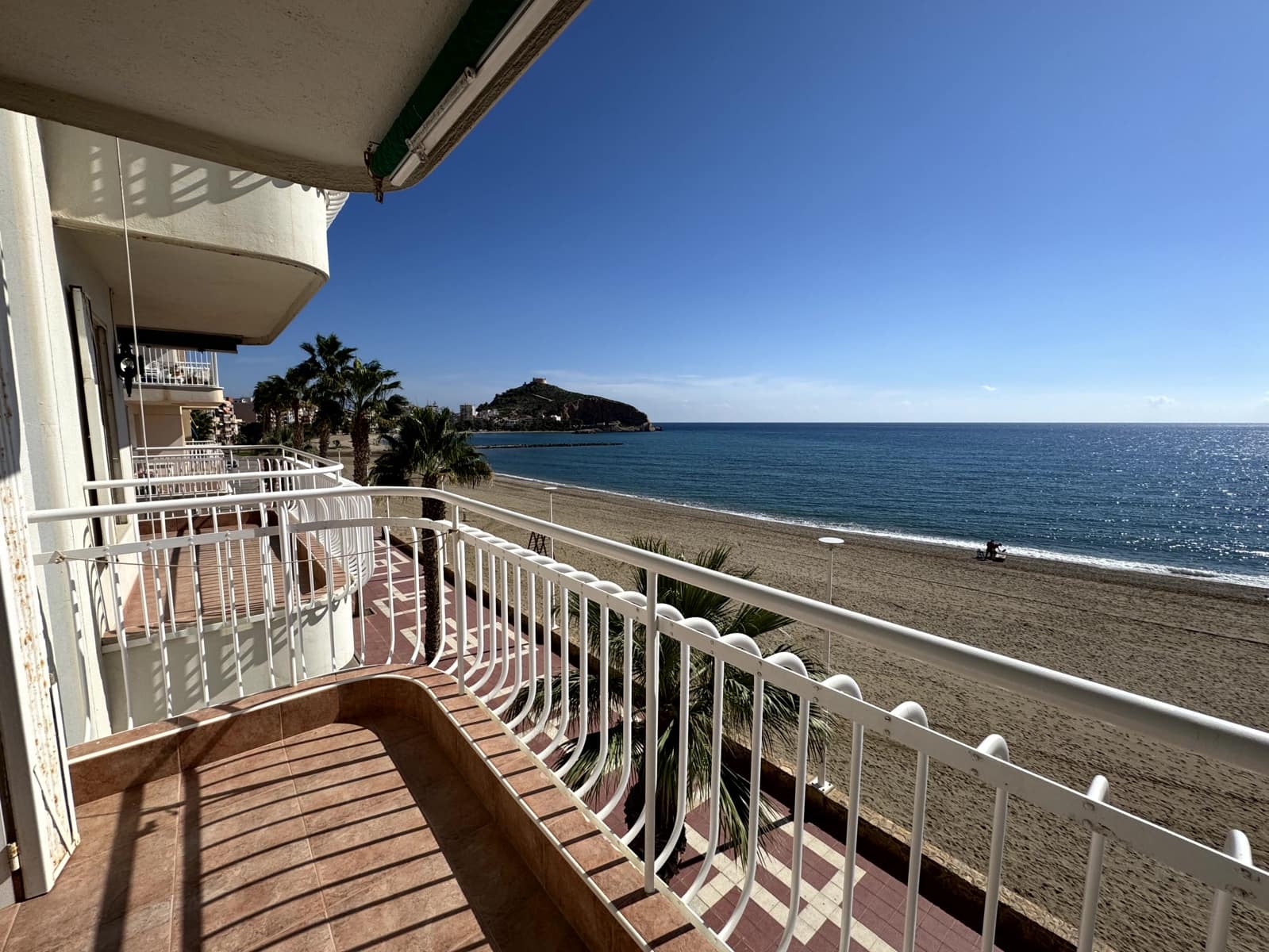 4 soveværelse Strandlejlighed til leje i Aguilas med garage - € 1.000 (Ref: 9319667)