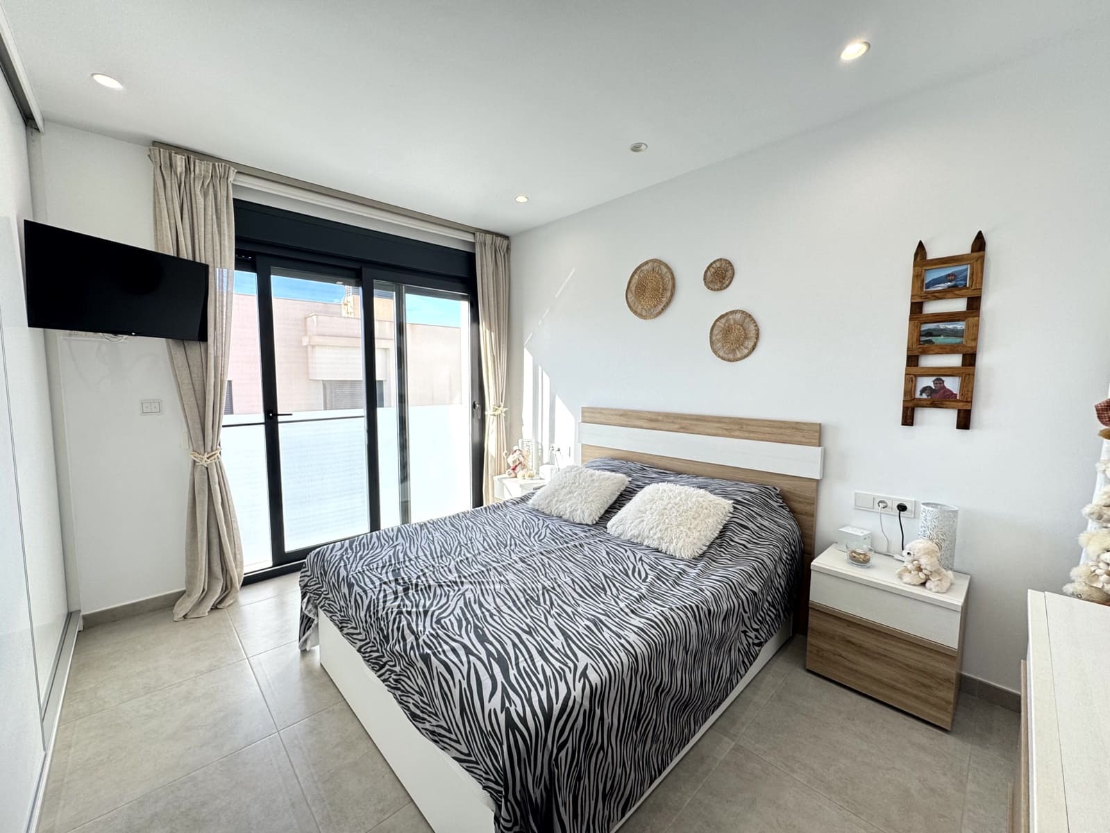 3 soverom Villa til salgs i San Juan de los Terreros med svømmebasseng garasje - € 299 000 (Ref: 9335368)