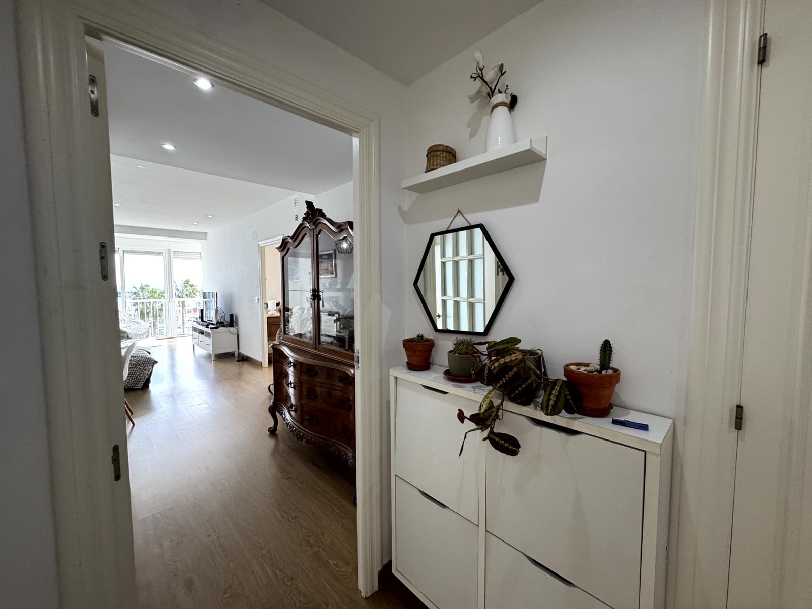 3 bedroom Apartment for rent in Aguilas - € 850 (Ref: 9357591)