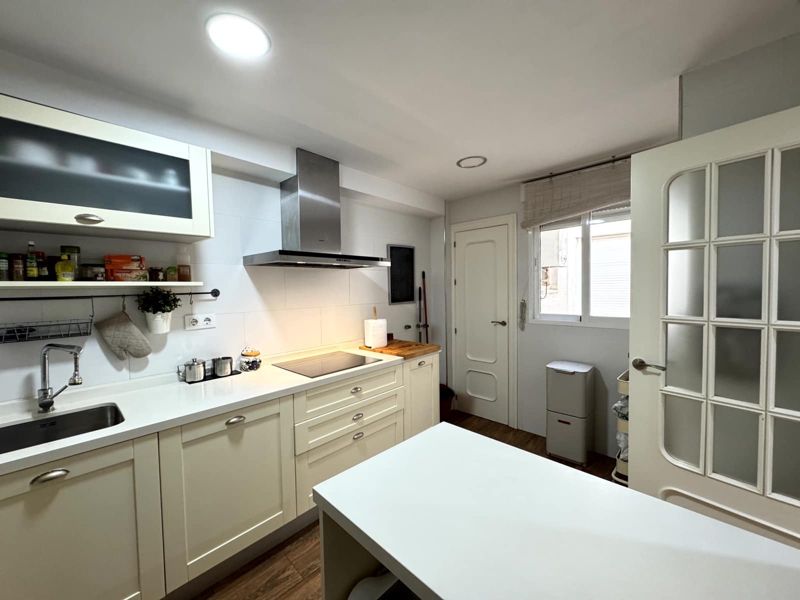 3 bedroom Apartment for rent in Aguilas - € 850 (Ref: 9357591)