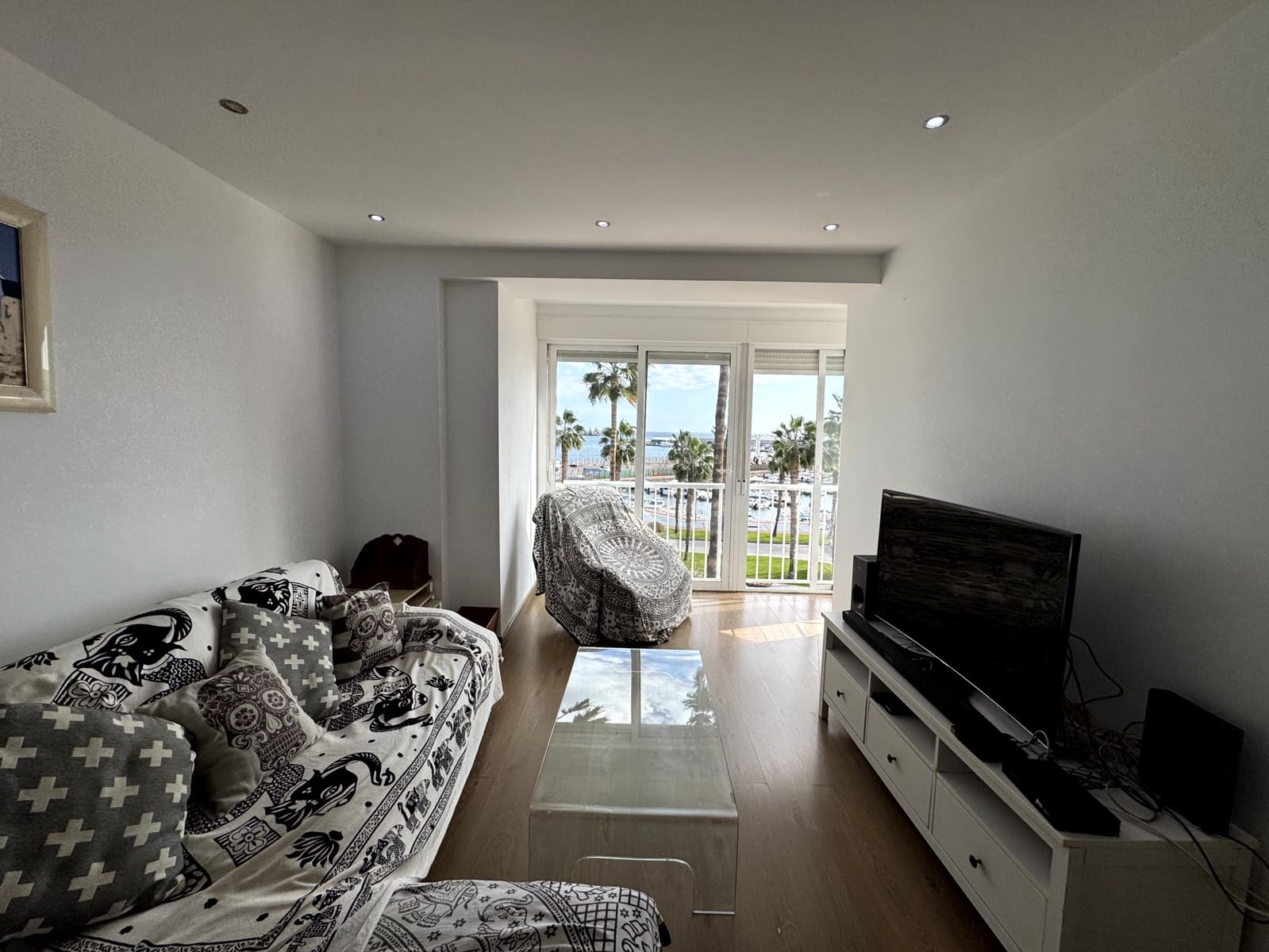 3 bedroom Apartment for rent in Aguilas - € 850 (Ref: 9357591)