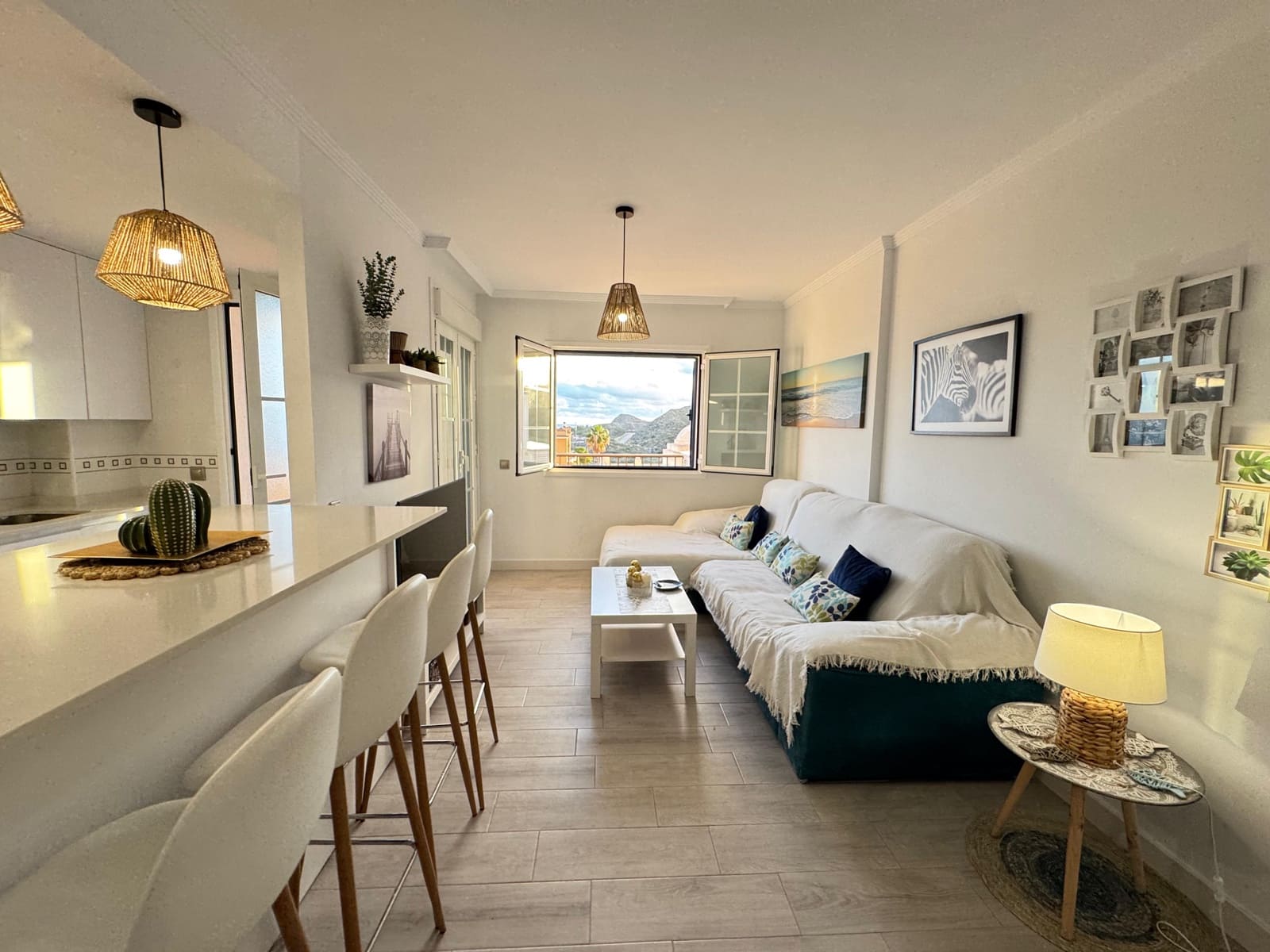 2 bedroom Beach Apartment for rent in El Pozo del Esparto with pool garage - € 850 (Ref: 9369178)