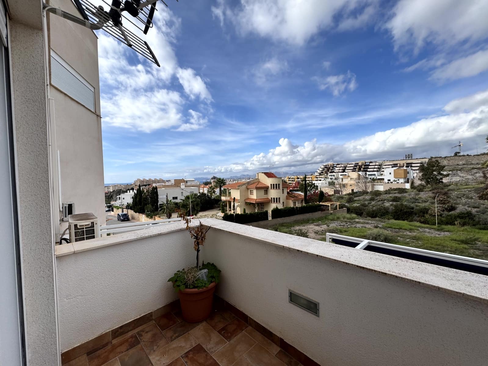 4 quarto Moradia para venda em Aguilas com piscina garagem - 345 000 € (Ref: 9369260)