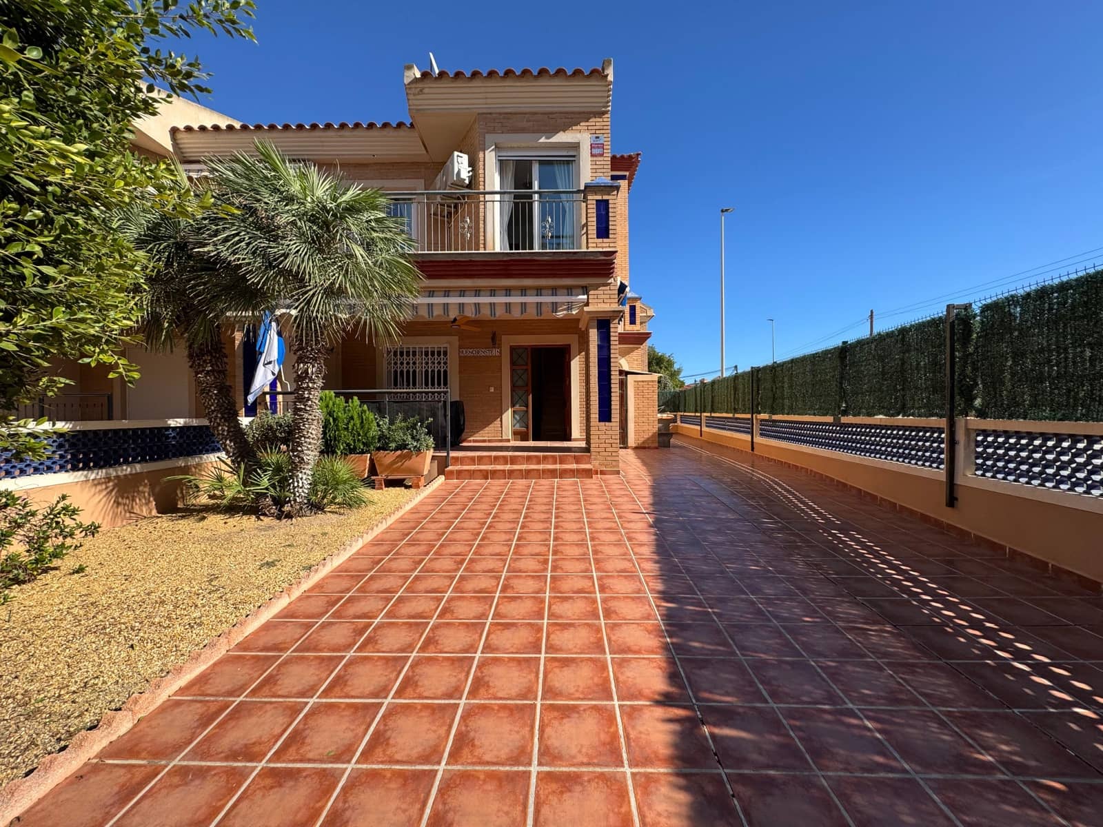 4 soverom Kjedet enebolig til salgs i Calabardina med svømmebasseng garasje - € 250 000 (Ref: 9411293)