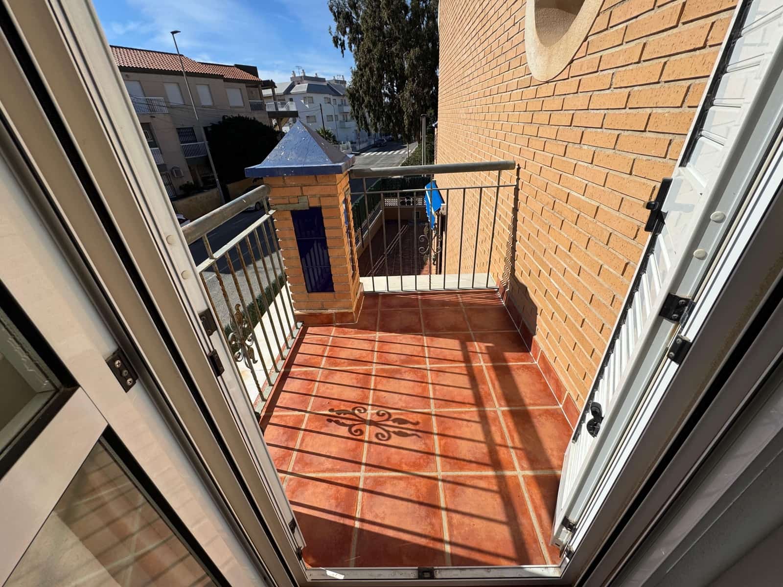 4 soverom Kjedet enebolig til salgs i Calabardina med svømmebasseng garasje - € 250 000 (Ref: 9411293)