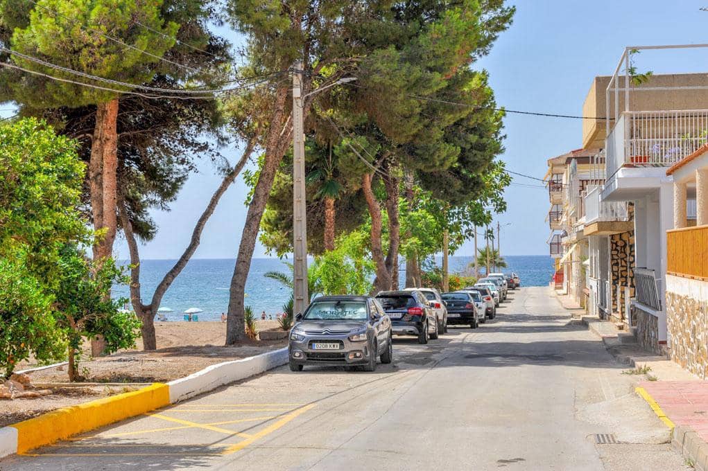 3 soveværelse Strandlejlighed til leje i San Juan de los Terreros - € 1.500 (Ref: 9449250)