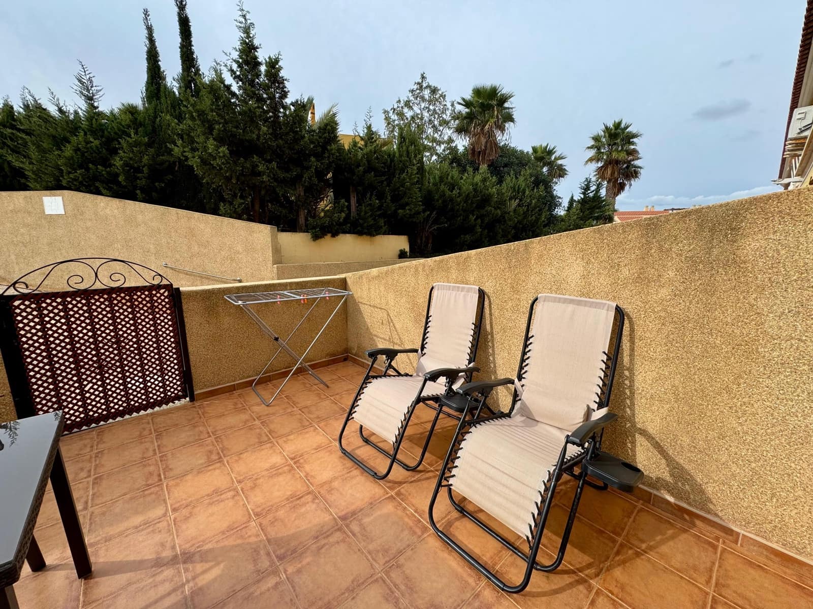 4 soverom Rekkehus til salgs i Calabardina med svømmebasseng garasje - € 260 000 (Ref: 9471488)