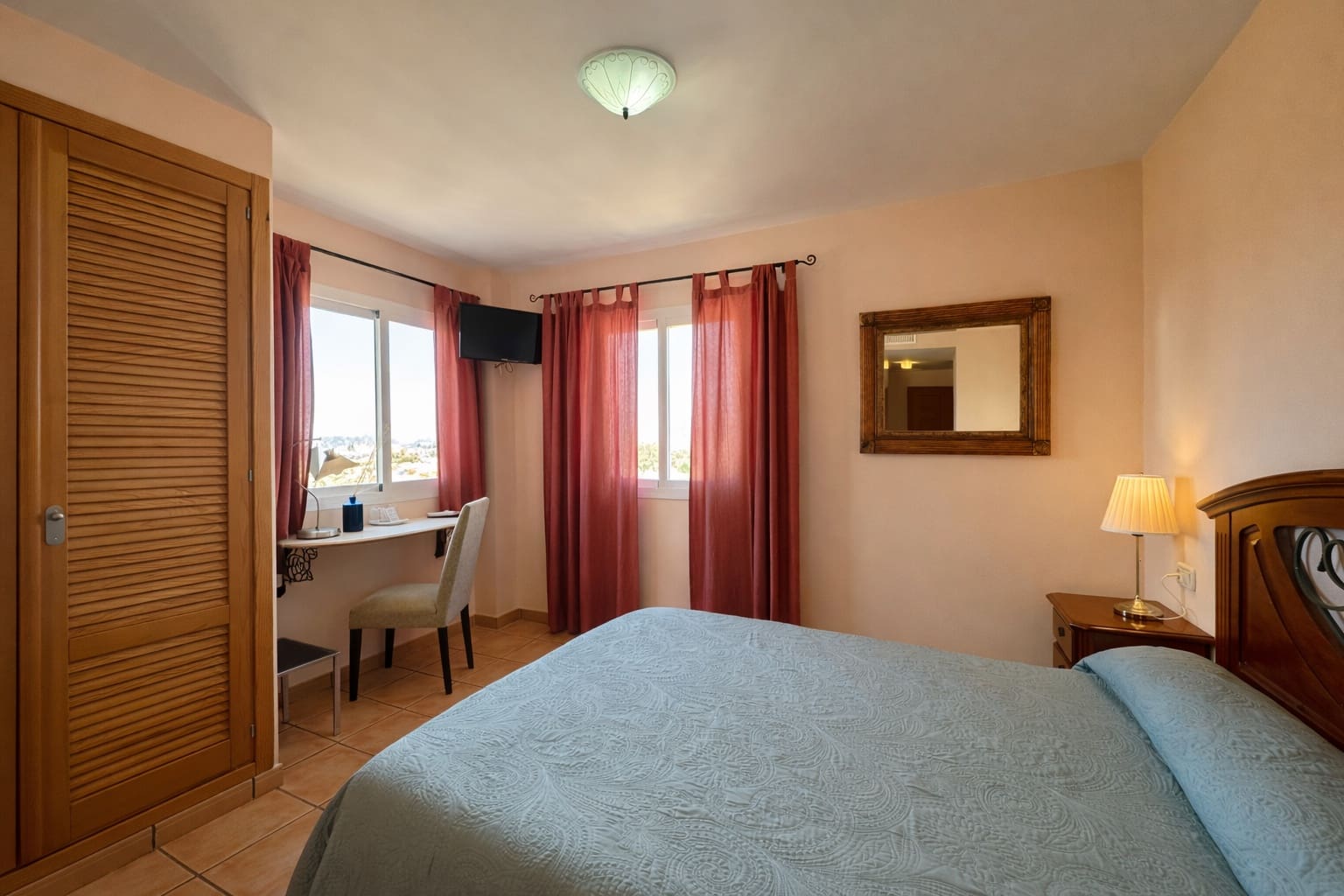 9 sypialnia Hotel na sprzedaż w Calabardina z garażem - 690 000 € (Ref: 9500598)