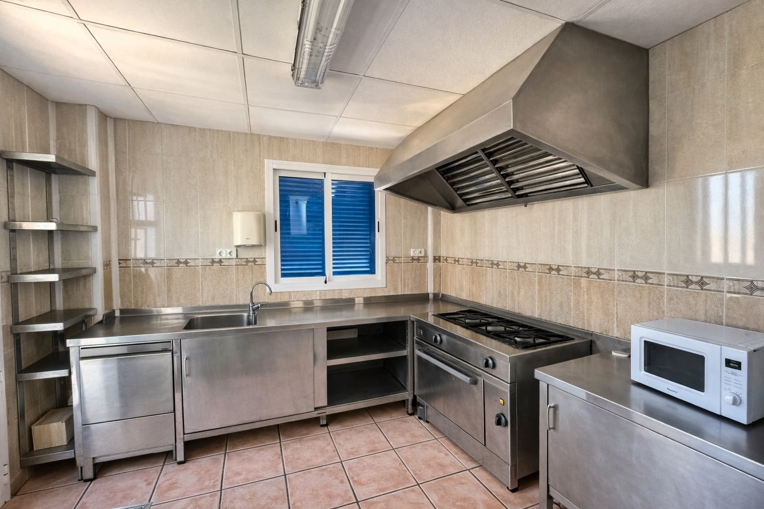 9 sypialnia Hotel na sprzedaż w Calabardina z garażem - 690 000 € (Ref: 9500598)