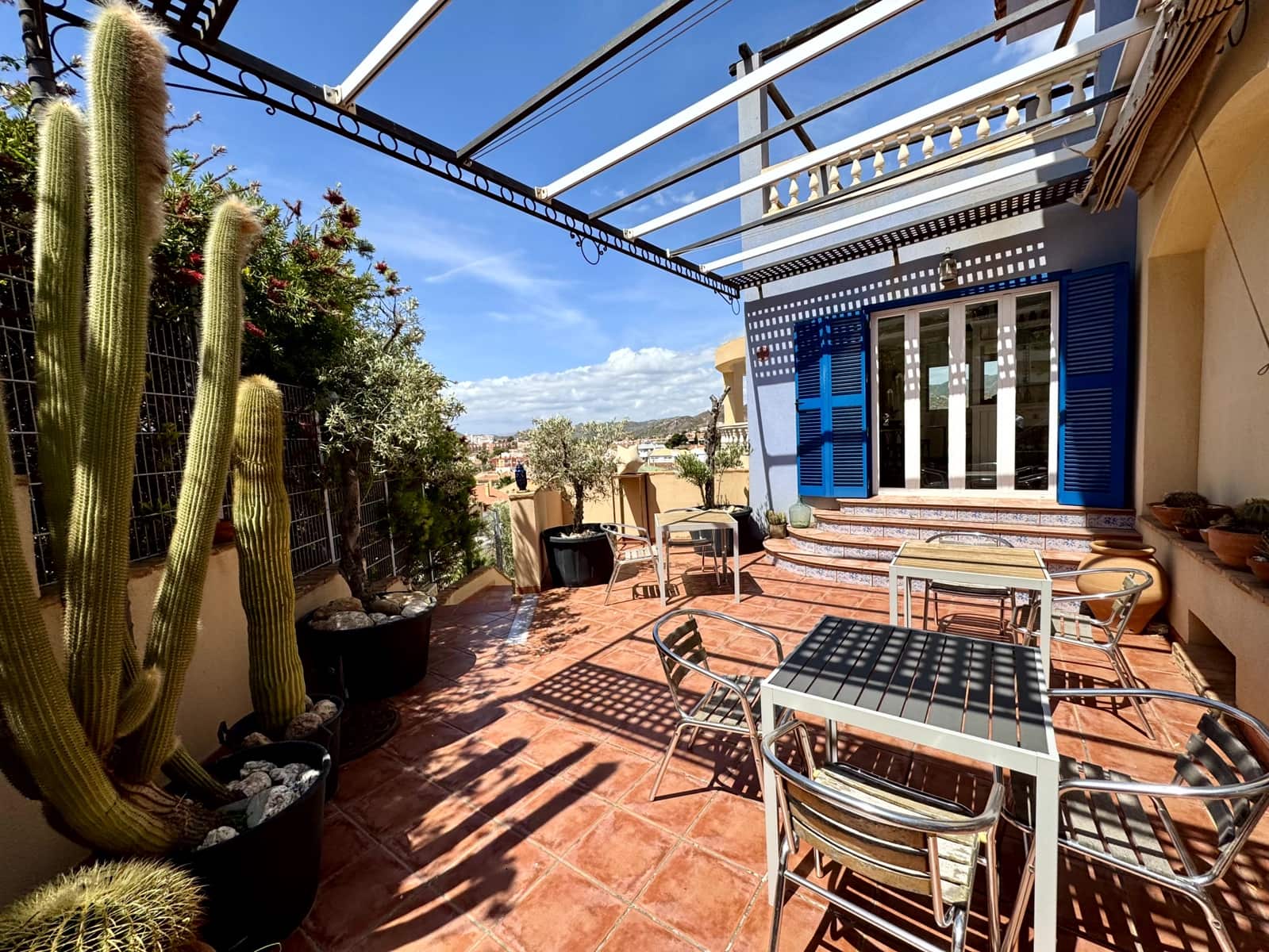 9 sypialnia Hotel na sprzedaż w Calabardina z garażem - 690 000 € (Ref: 9500598)