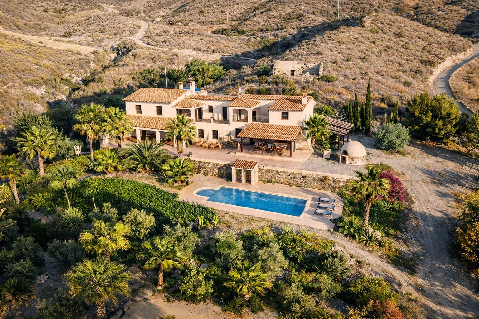 11 sypialnia Finka/Dom wiejski na sprzedaż w Aguilas z basenem garażem - 790 000 € (Ref: 9503362)