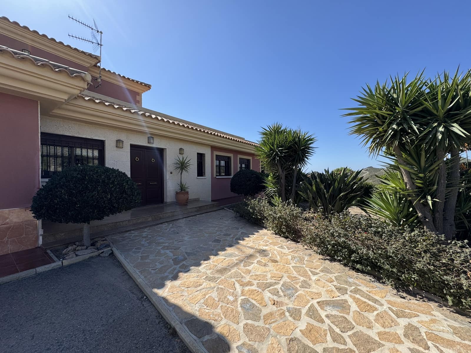 5 bedroom Finca/Country House for sale in Aguilas with pool garage - € 880,000 (Ref: 9716715)