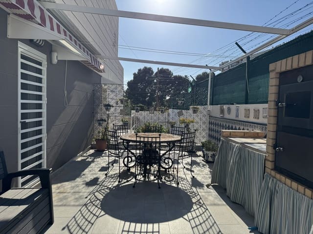 4 soveværelse Villa til salg i Calarreona, Aguilas med swimmingpool garage - € 650.000 (Ref: 9747060)