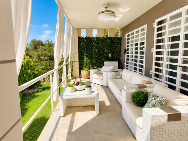 4 bedroom Villa for sale in Calarreona, Aguilas with pool garage - € 650,000 (Ref: 9747060)