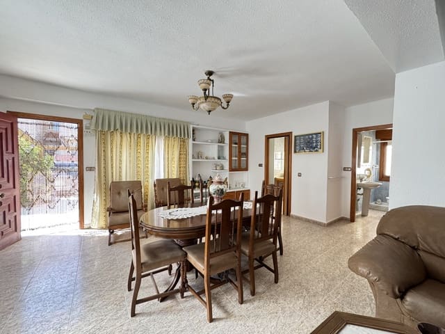 4 slaapkamer Villa te koop in El Hornillo, Aguilas met garage - € 360.000 (Ref: 9747331)