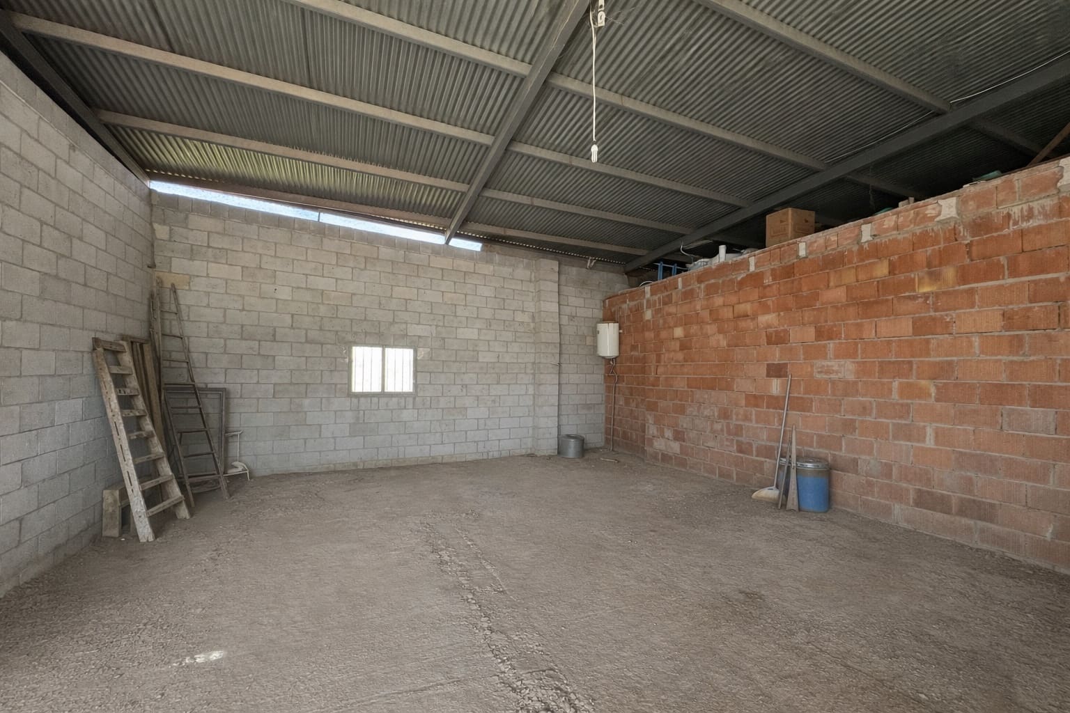 Mark till salu i Cuevas del Almanzora - 270 000 € (Ref: 9770054)