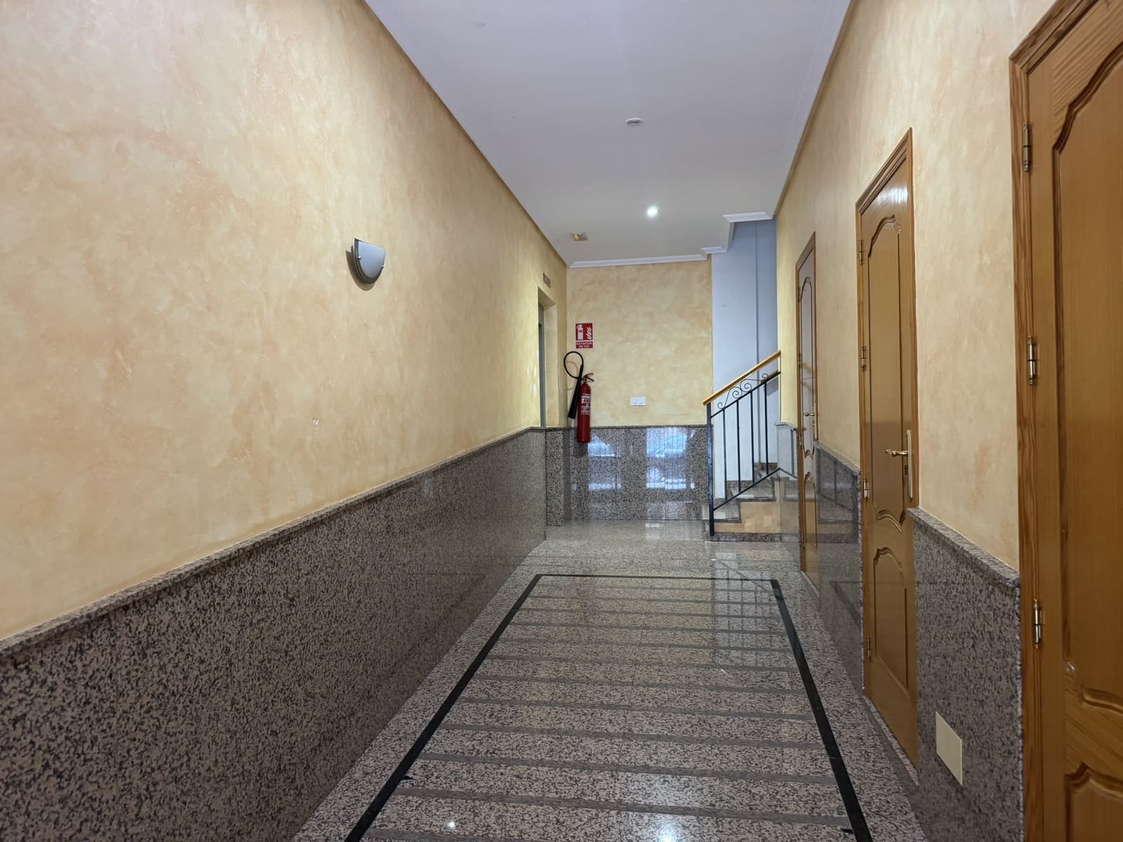 3 slaapkamer Flat te koop in Aguilas met garage - € 170.000 (Ref: 9872098)