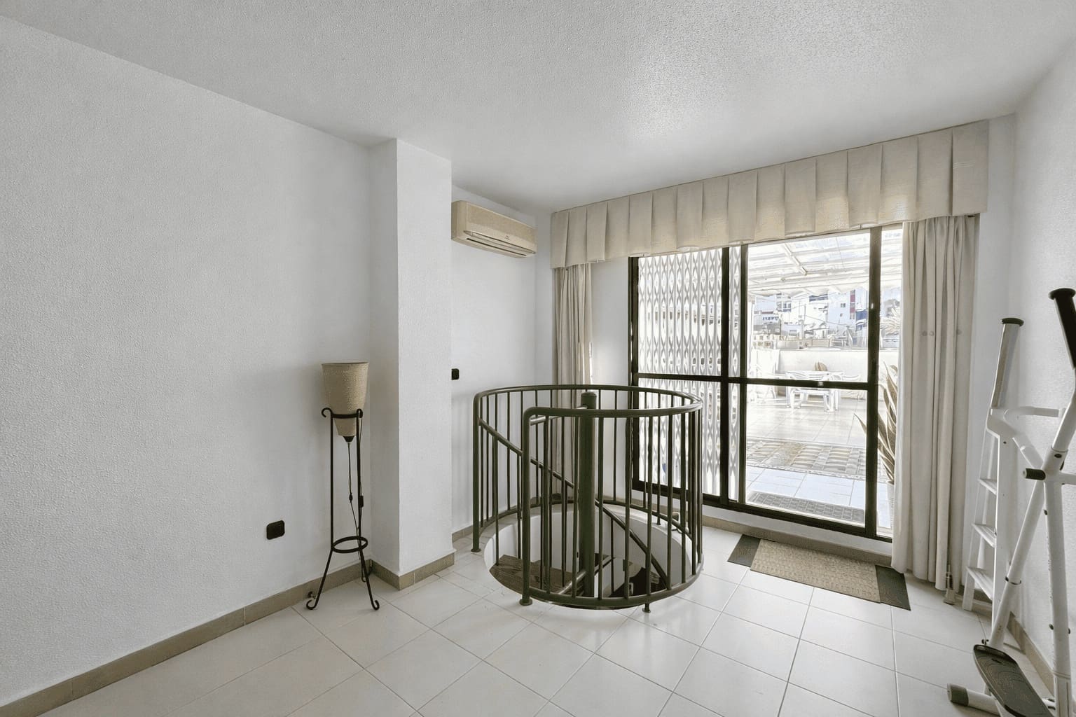 2 bedroom Penthouse for sale in Aguilas - € 169,900 (Ref: 9921348)