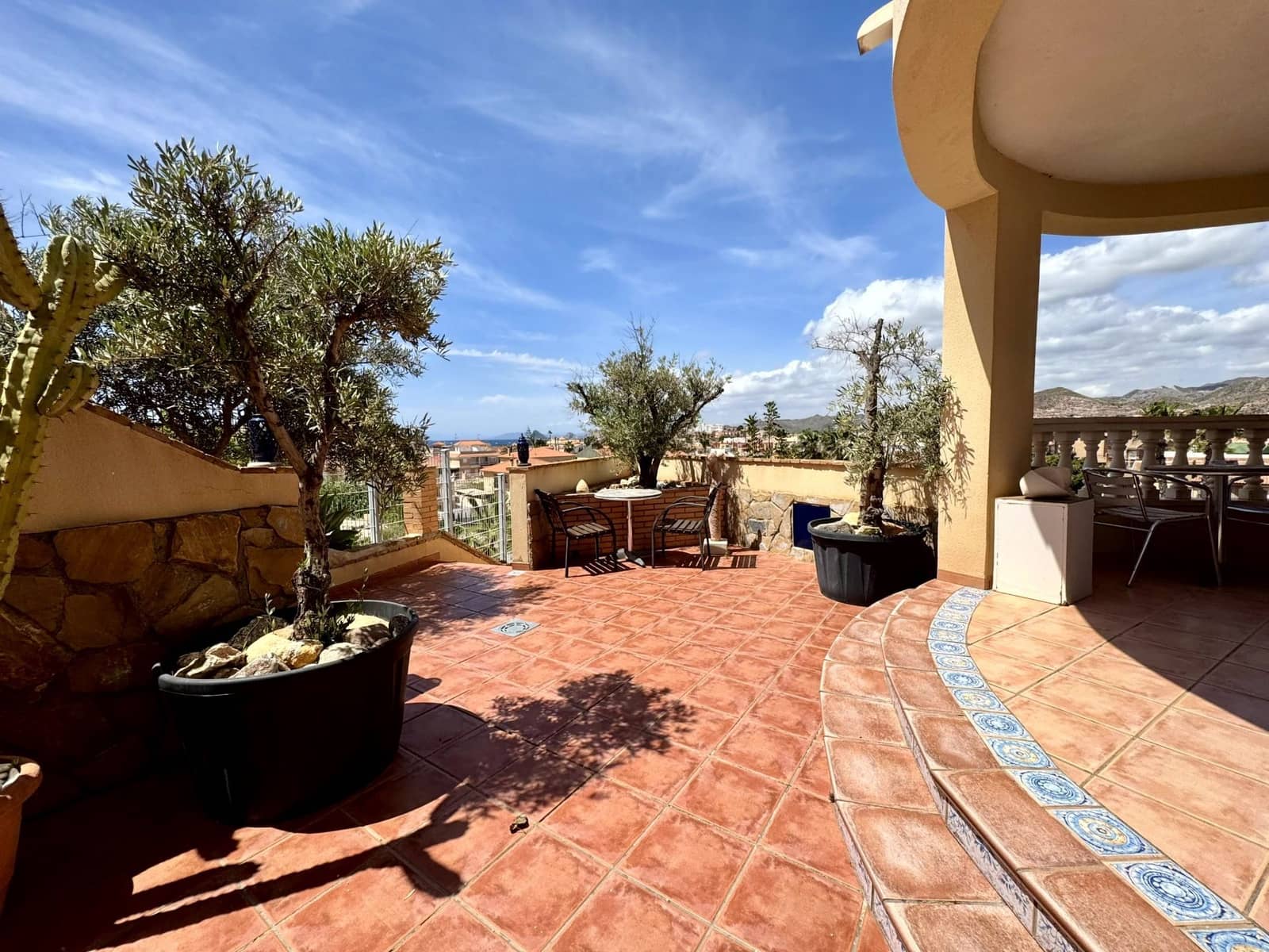 9 soveværelse Hotel til salg i Calabardina med garage - € 695.000 (Ref: 9921349)