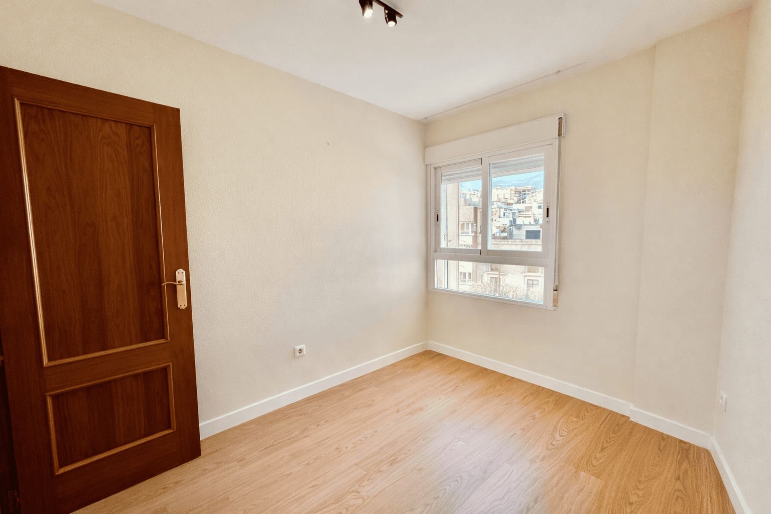 3 bedroom Apartment for sale in Aguilas with garage - € 178,500 (Ref: 9921350)