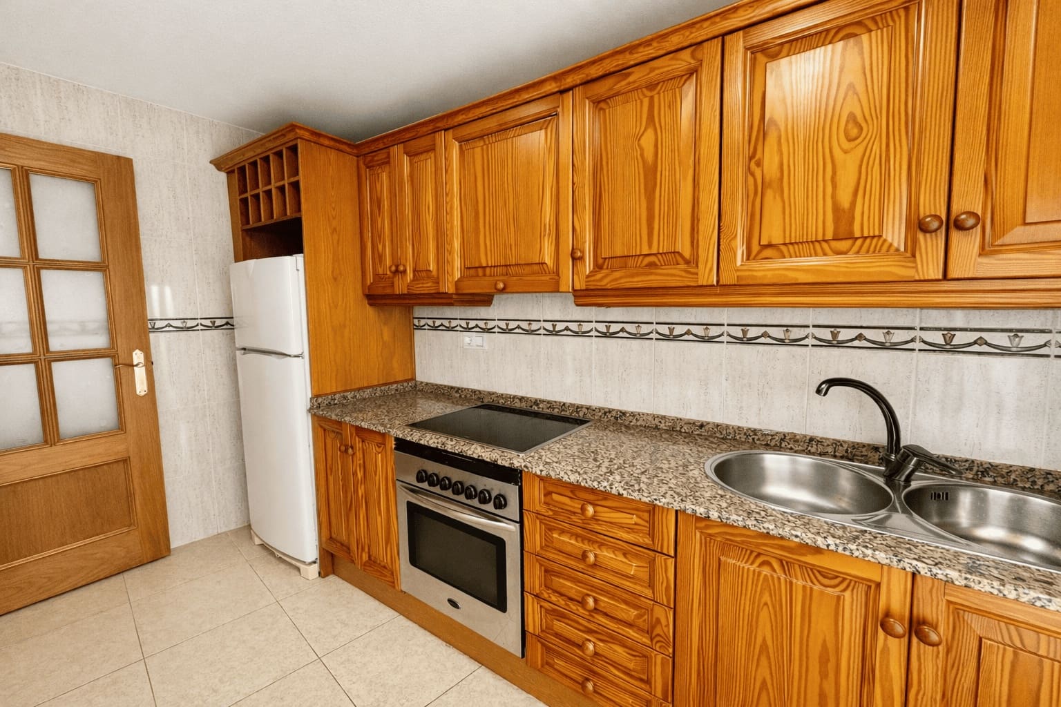 3 bedroom Apartment for sale in Aguilas with garage - € 178,500 (Ref: 9921350)