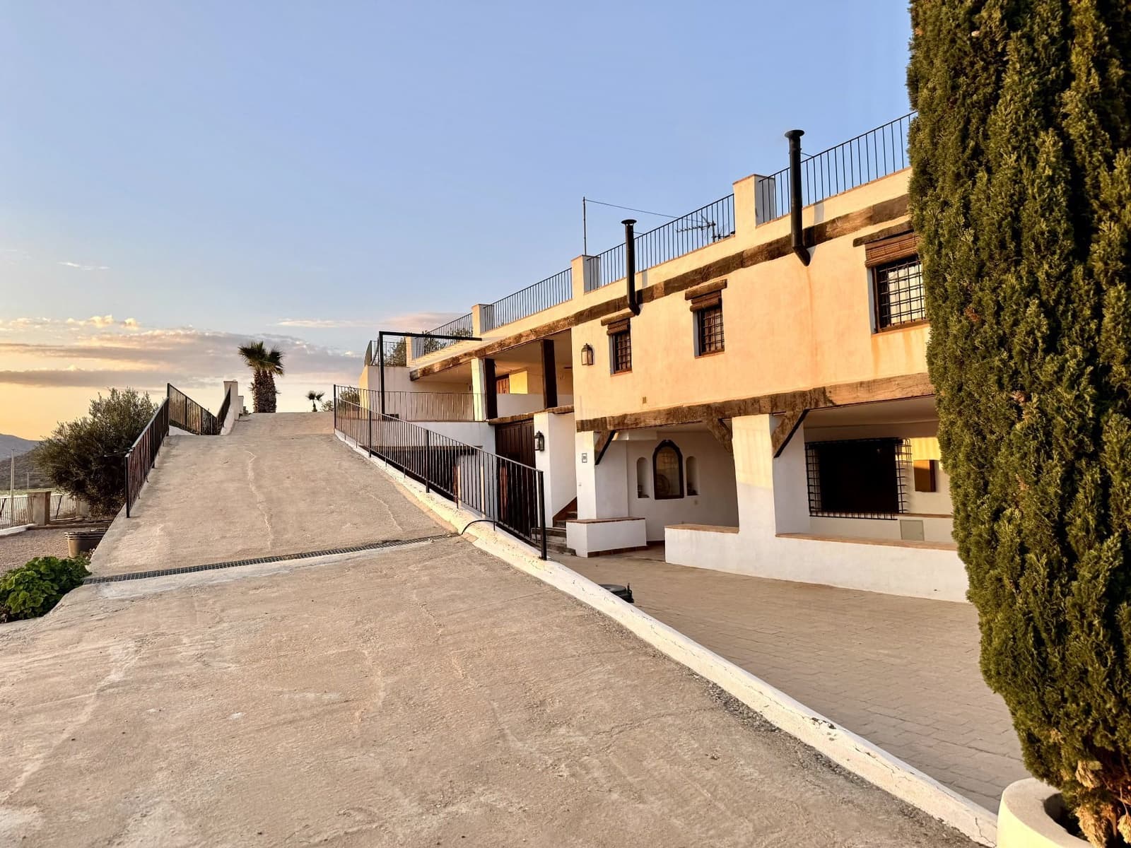 8 bedroom Finca/Country House for sale in Cordoba city with garage - € 850,000 (Ref: 9921351)