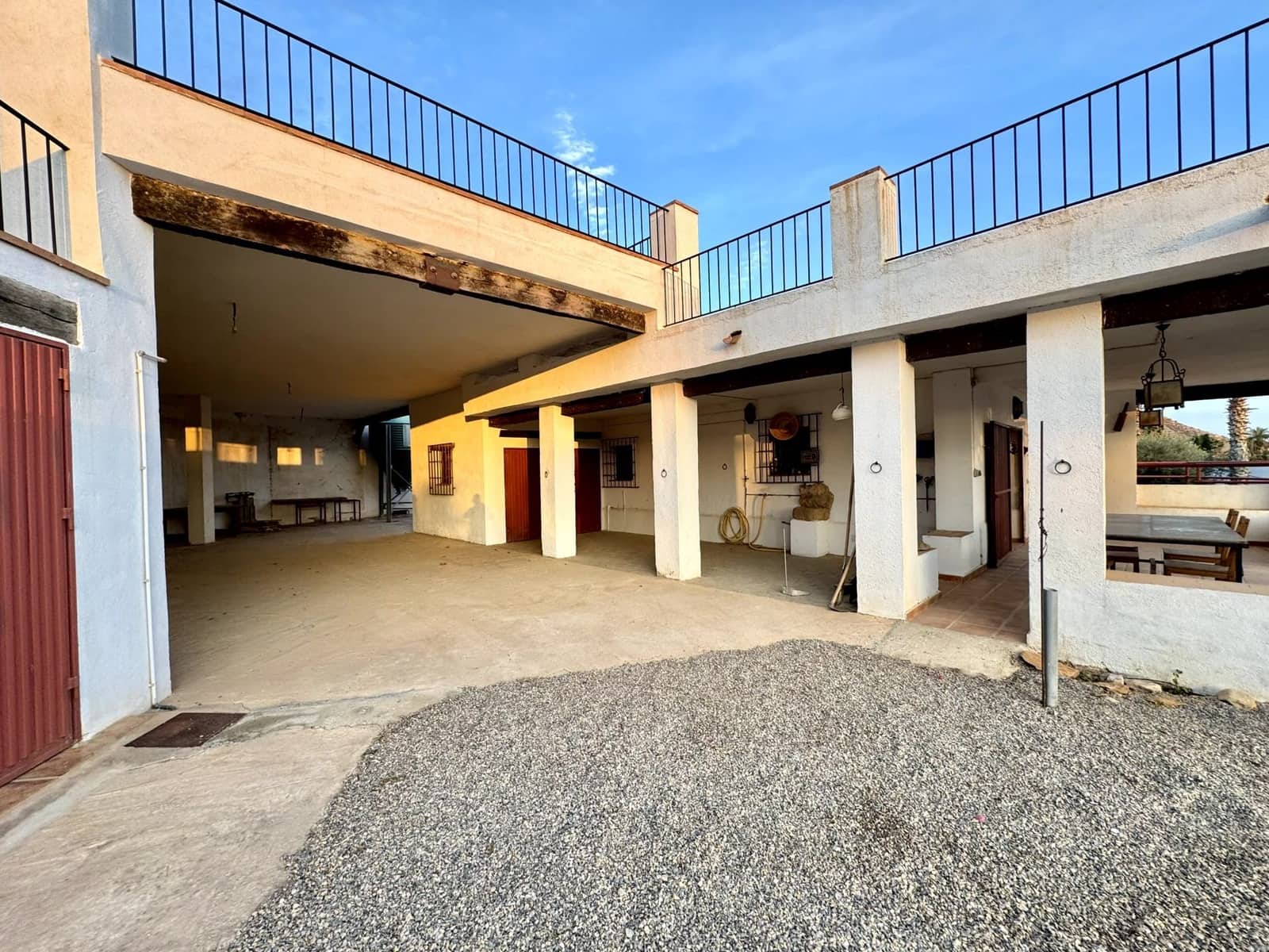 8 bedroom Finca/Country House for sale in Cordoba city with garage - € 850,000 (Ref: 9921351)