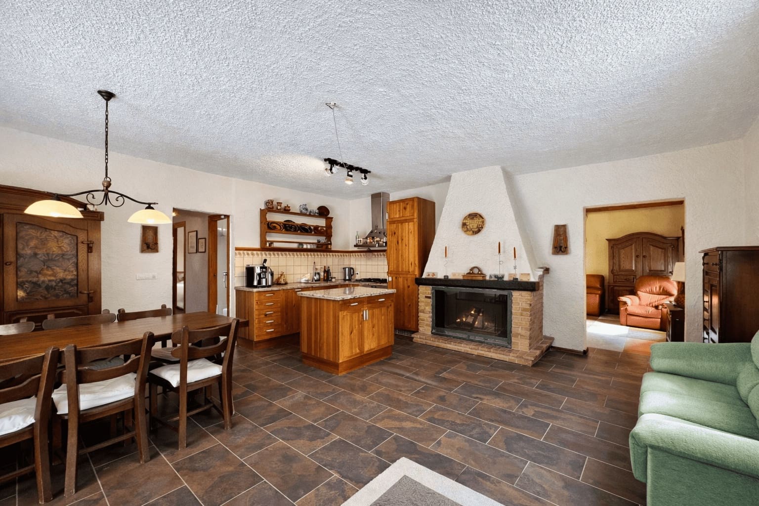 3 bedroom Finca/Country House for sale in Aguaderas with pool garage - € 265,000 (Ref: 9921353)