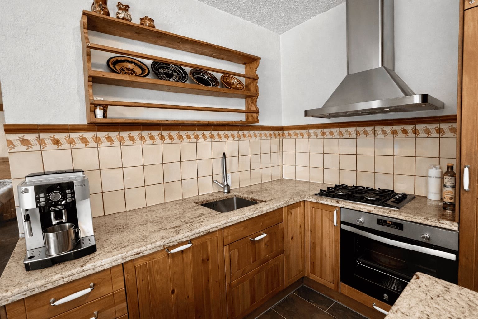 3 bedroom Finca/Country House for sale in Aguaderas with pool garage - € 265,000 (Ref: 9921353)