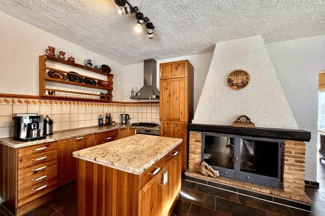 3 camera da letto Finca/Casa di Campagna in vendita in Aguaderas, Lorca con piscina garage - 265.000 € (Rif: 9921353)