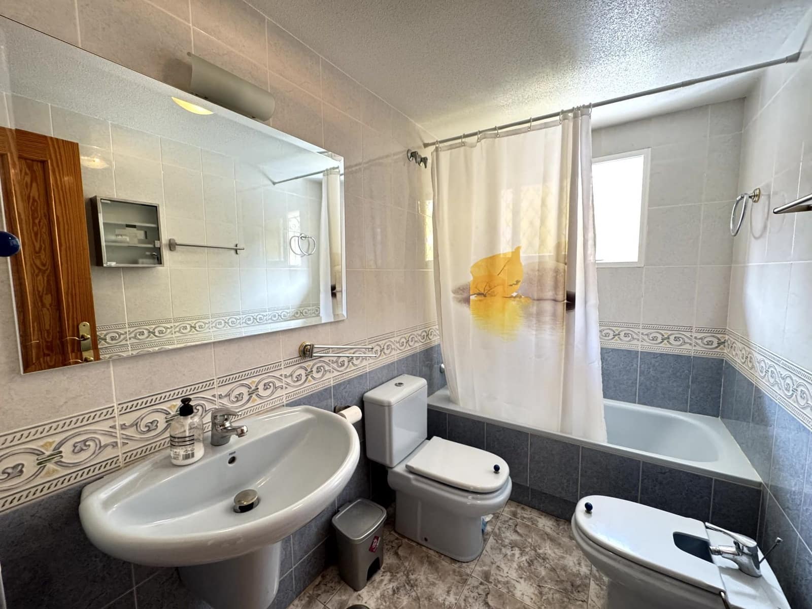 Apartamento de 4 habitaciones en Aguilas en venta con garaje - 300.000 € (Ref: 9921356)