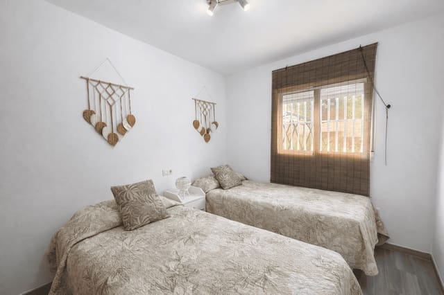 4 soveværelse Semi-Rækkehus til salg i Calabardina, Aguilas med swimmingpool garage - € 260.000 (Ref: 9921357)