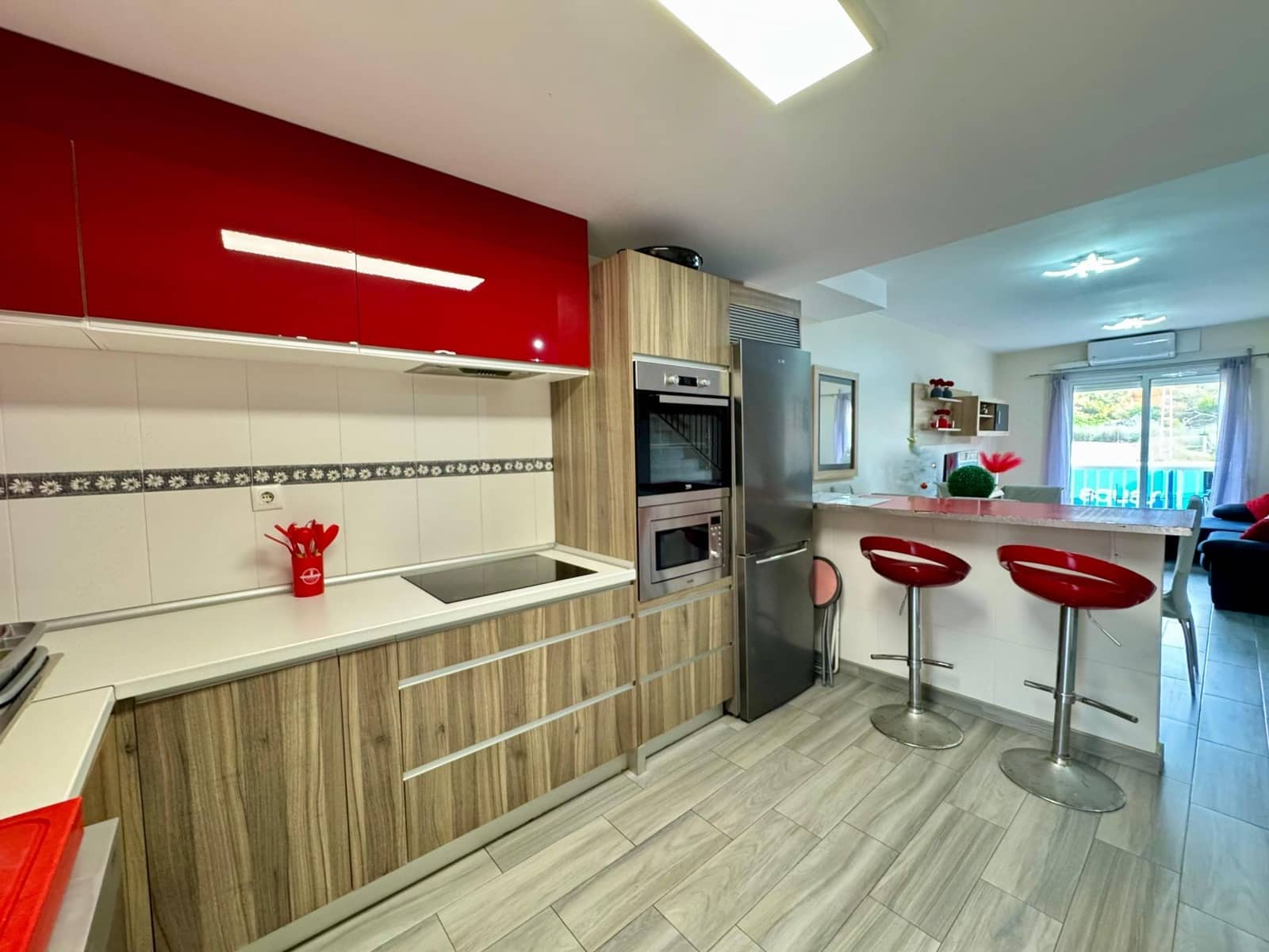 4 bedroom Semi-detached Villa for sale in Calabardina with pool garage - € 260,000 (Ref: 9921357)