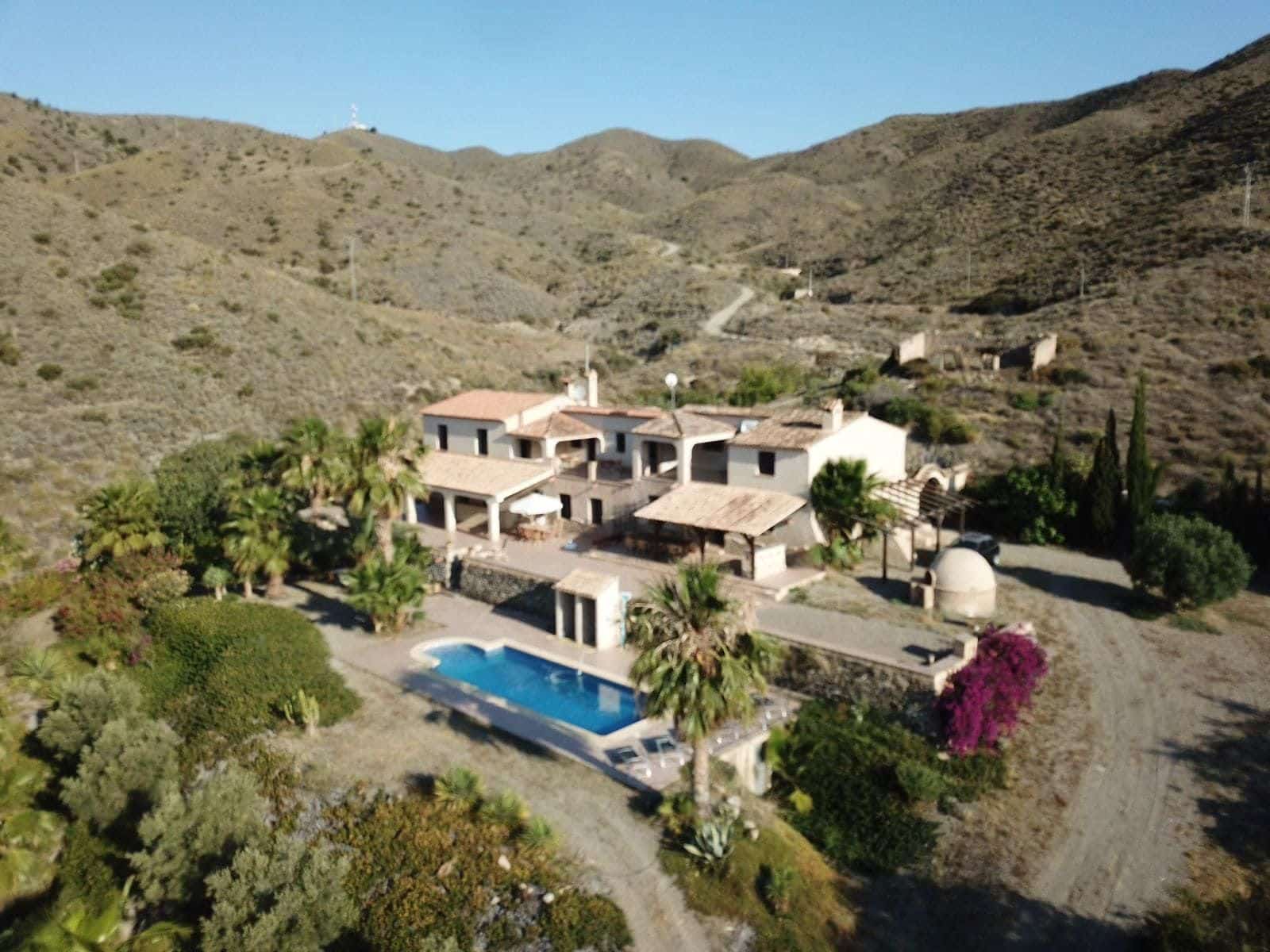 11 bedroom Finca/Country House for sale in Aguilas with pool garage - € 695,000 (Ref: 9921358)