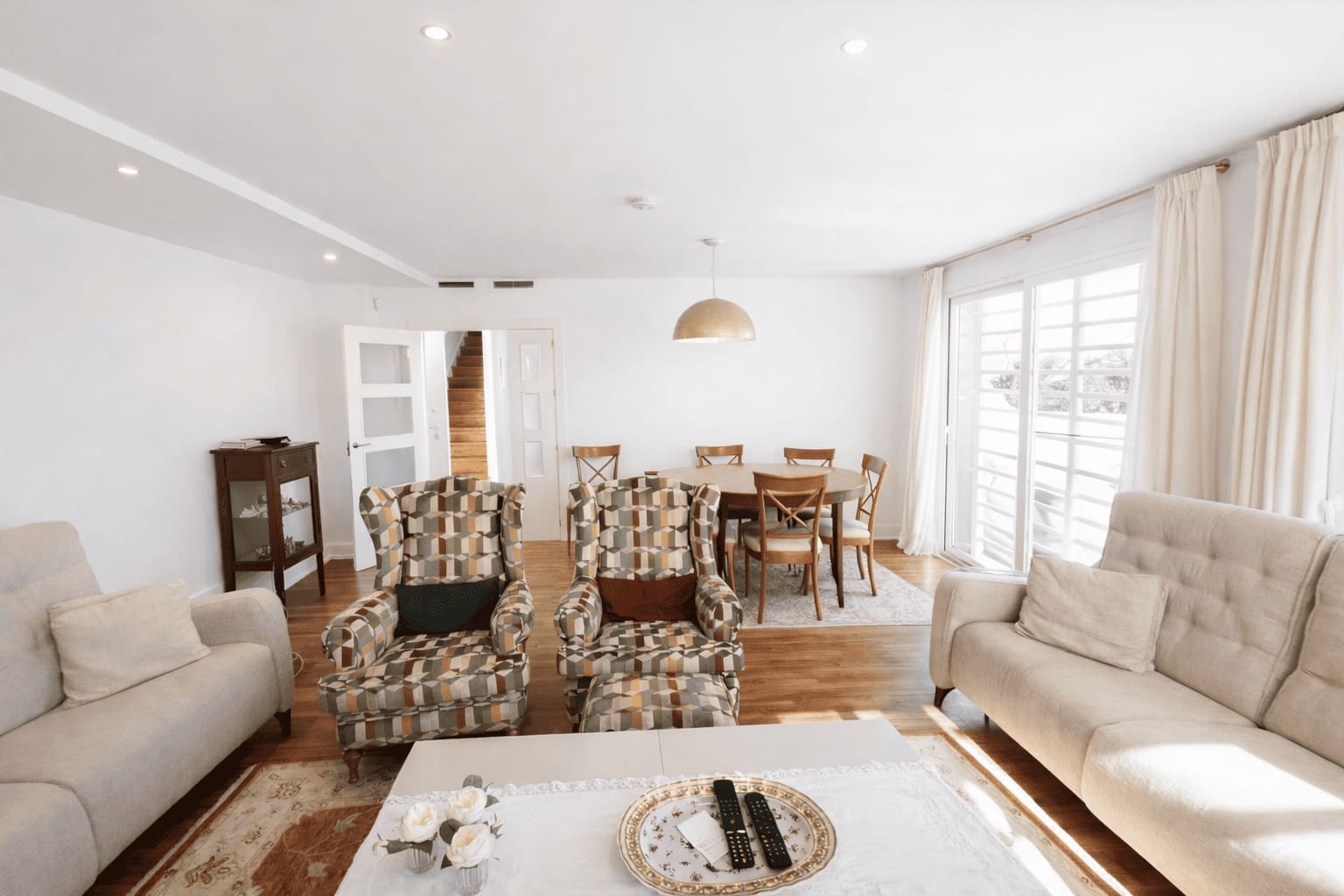 4 chambre Villa/Maison à vendre à Calarreona avec piscine garage - 650 000 € (Ref: 9921359)