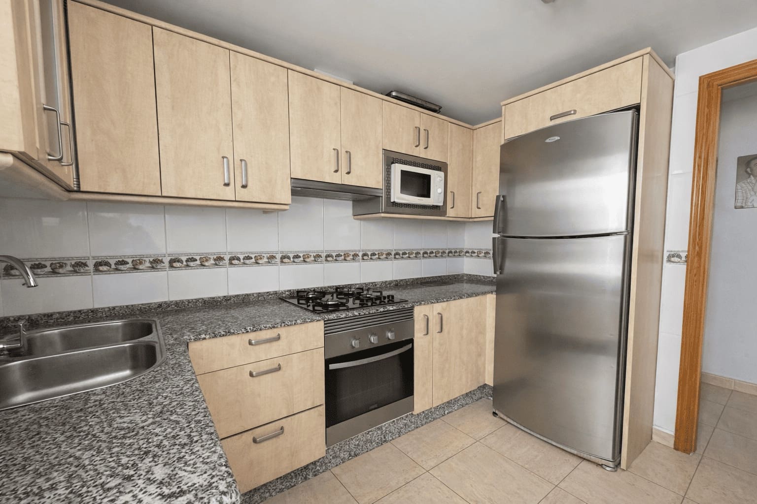 3 bedroom Apartment for sale in Aguilas with garage - € 170,000 (Ref: 9921360)