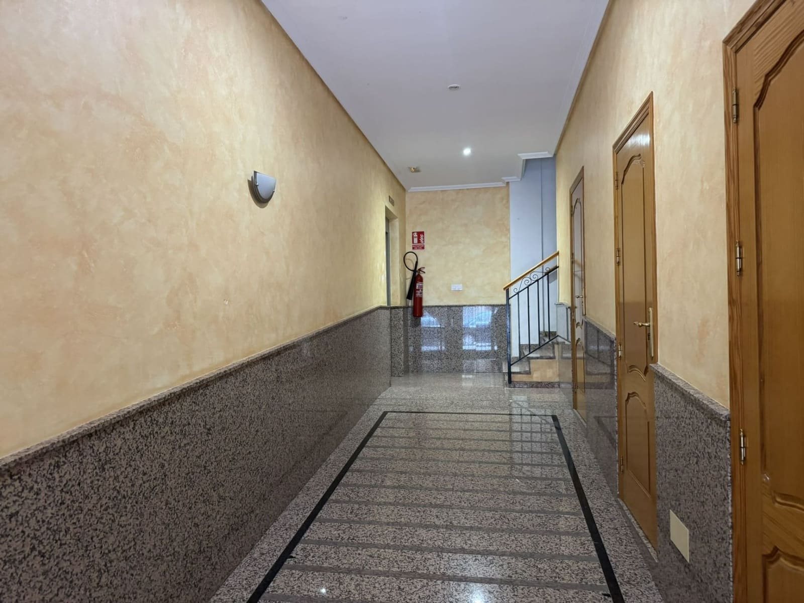 3 bedroom Apartment for sale in Aguilas with garage - € 170,000 (Ref: 9921360)