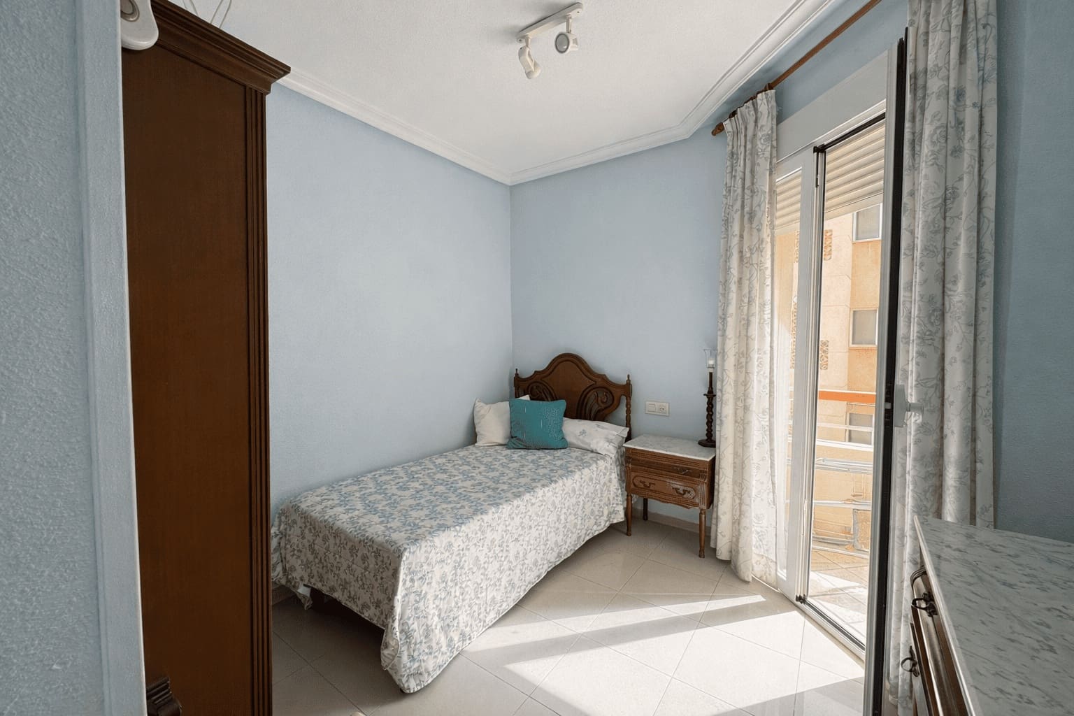3 bedroom Apartment for sale in Aguilas with garage - € 290,000 (Ref: 9921363)