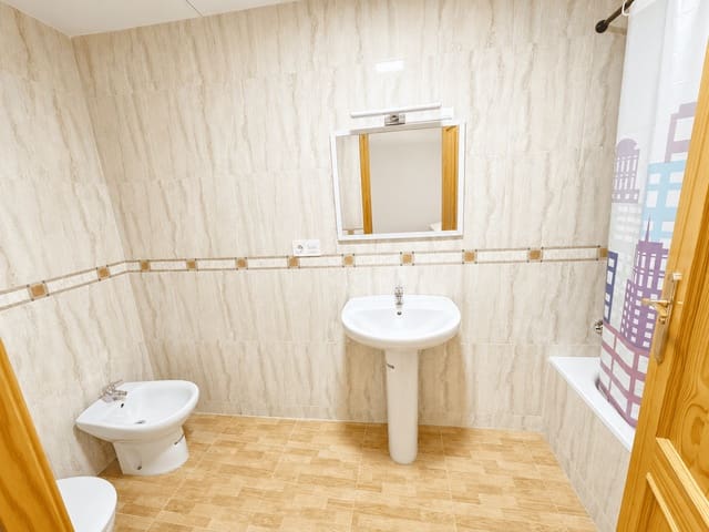 Apartamento de 3 habitaciones en Casco Antiguo, Aguilas en venta - 121.000 € (Ref: 9921366)