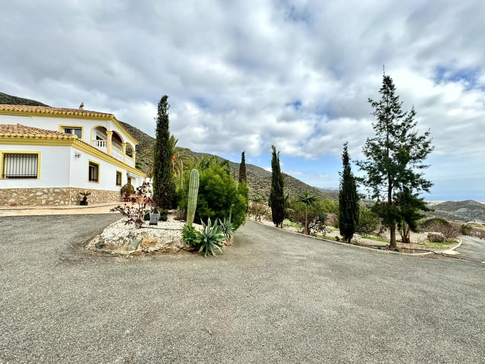 7 bedroom Finca/Country House for sale in Aguilas with pool garage - € 990,000 (Ref: 9928726)