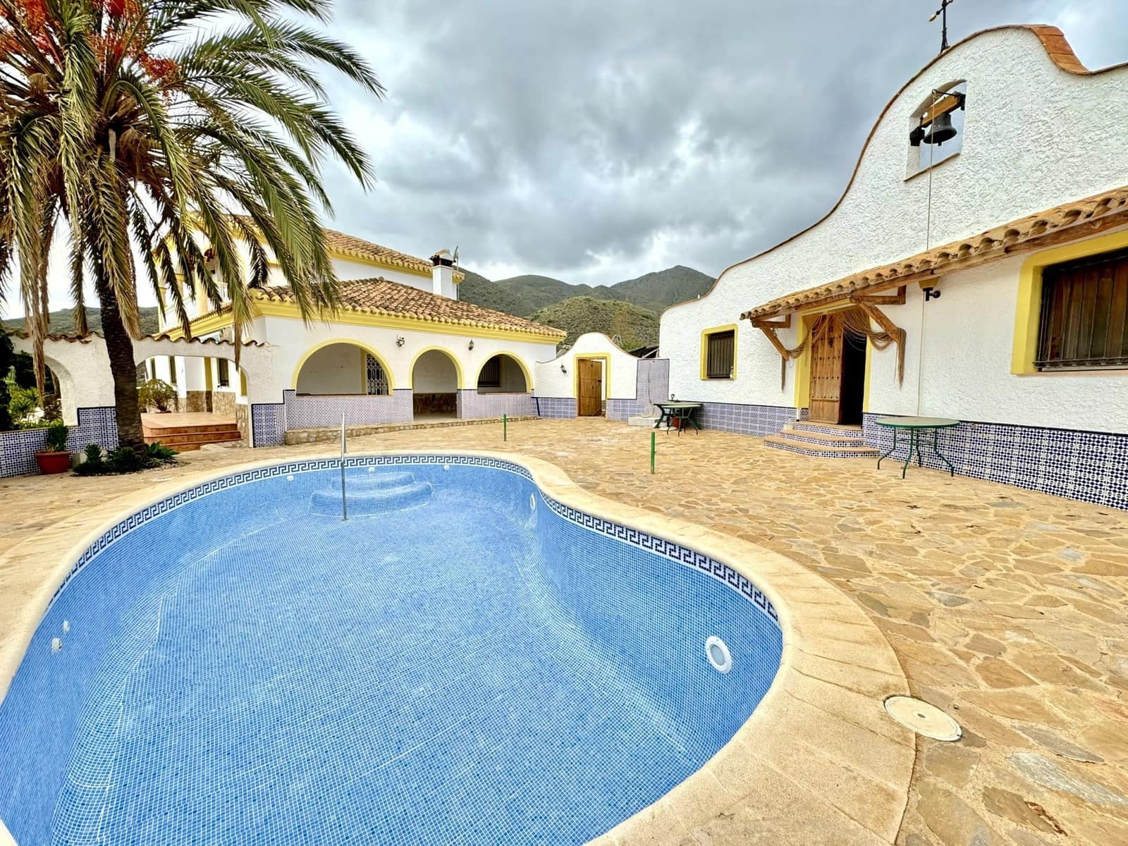 7 bedroom Finca/Country House for sale in Aguilas with pool garage - € 990,000 (Ref: 9928726)