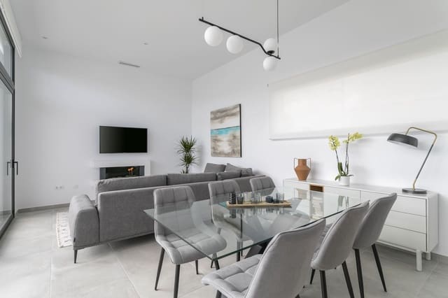 3 soverom Villa til salgs i Calasparra med svømmebasseng garasje - € 309 000 (Ref: 9941724)